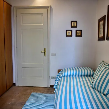 Easy Welcome Camelia Apartment *